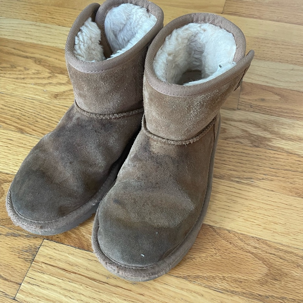 Kids boots Uggs